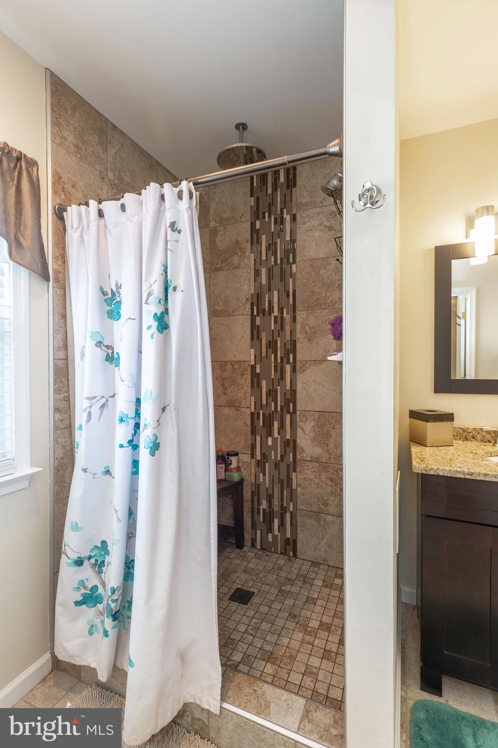 1 Twin Oaks Road Linthicum, MD 21090 - Photo 37 of 84