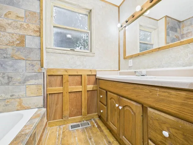 $57,500 | 622 South Little Street, Fort Scott, KS 66701