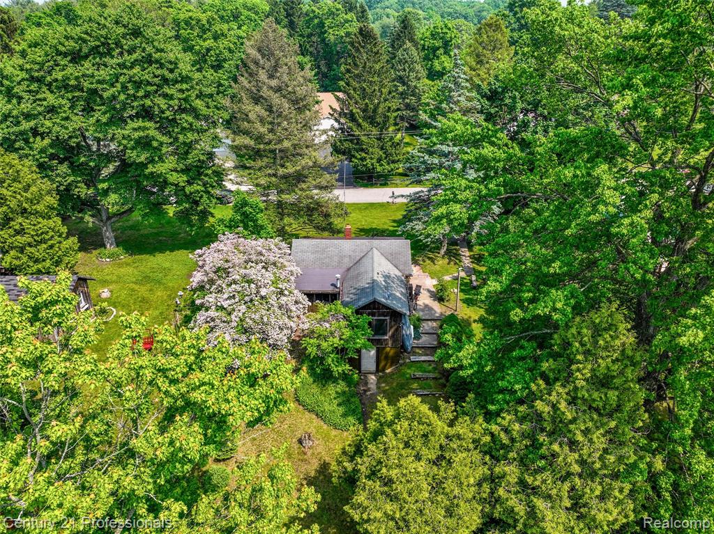 9233 Evee Road Clarkston, MI 48348 - Photo 22 of 27