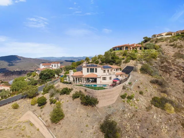 $3,785,000 | 7795 Camino De Arriba, Rancho Santa Fe, CA 92067