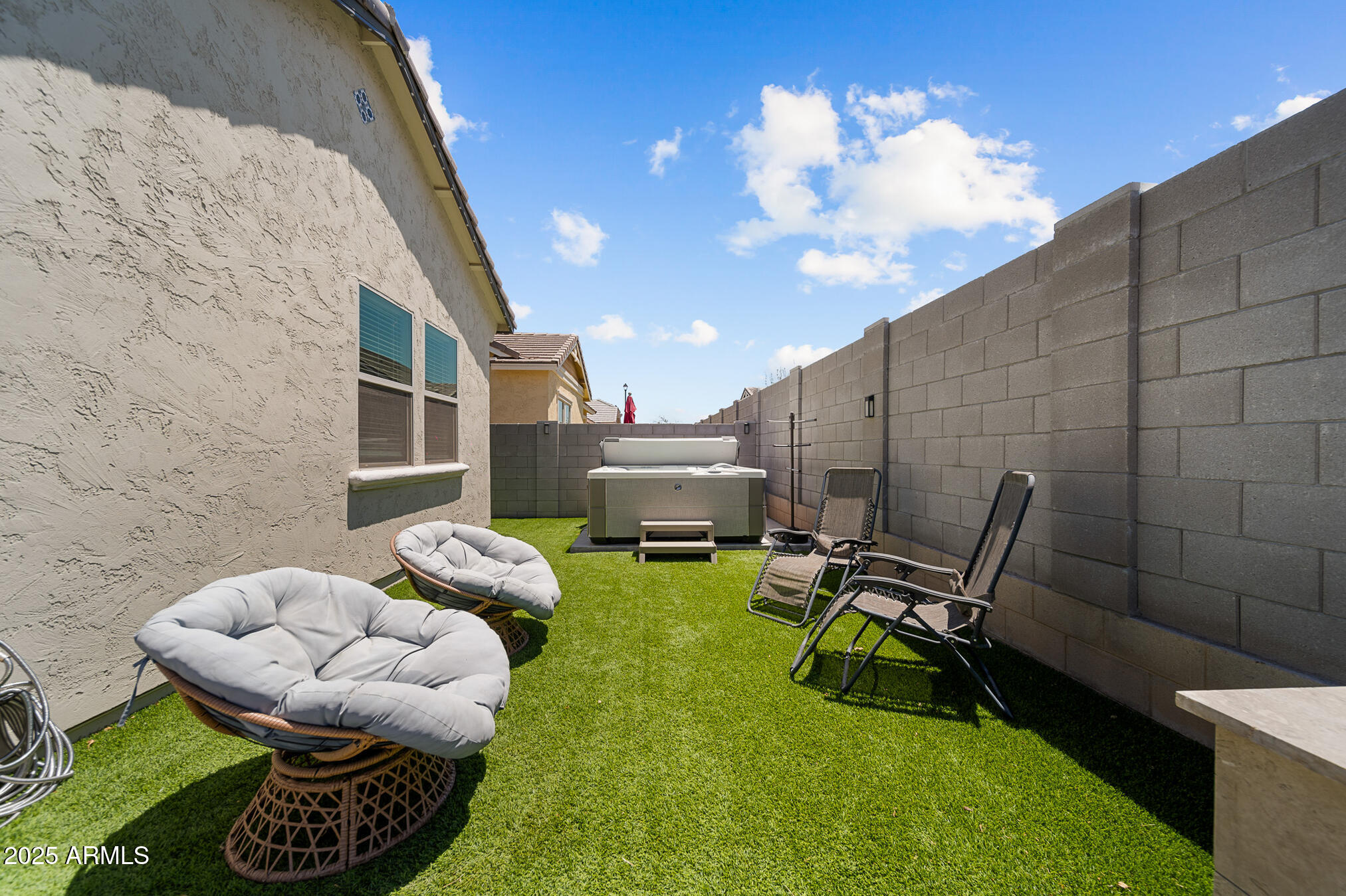 4155 East Jesse Street Gilbert, AZ 85295 - Photo 48 of 71 a view of an chairs and tables in the patio