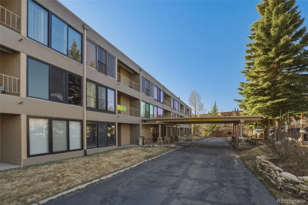 a view of a big building with many windows