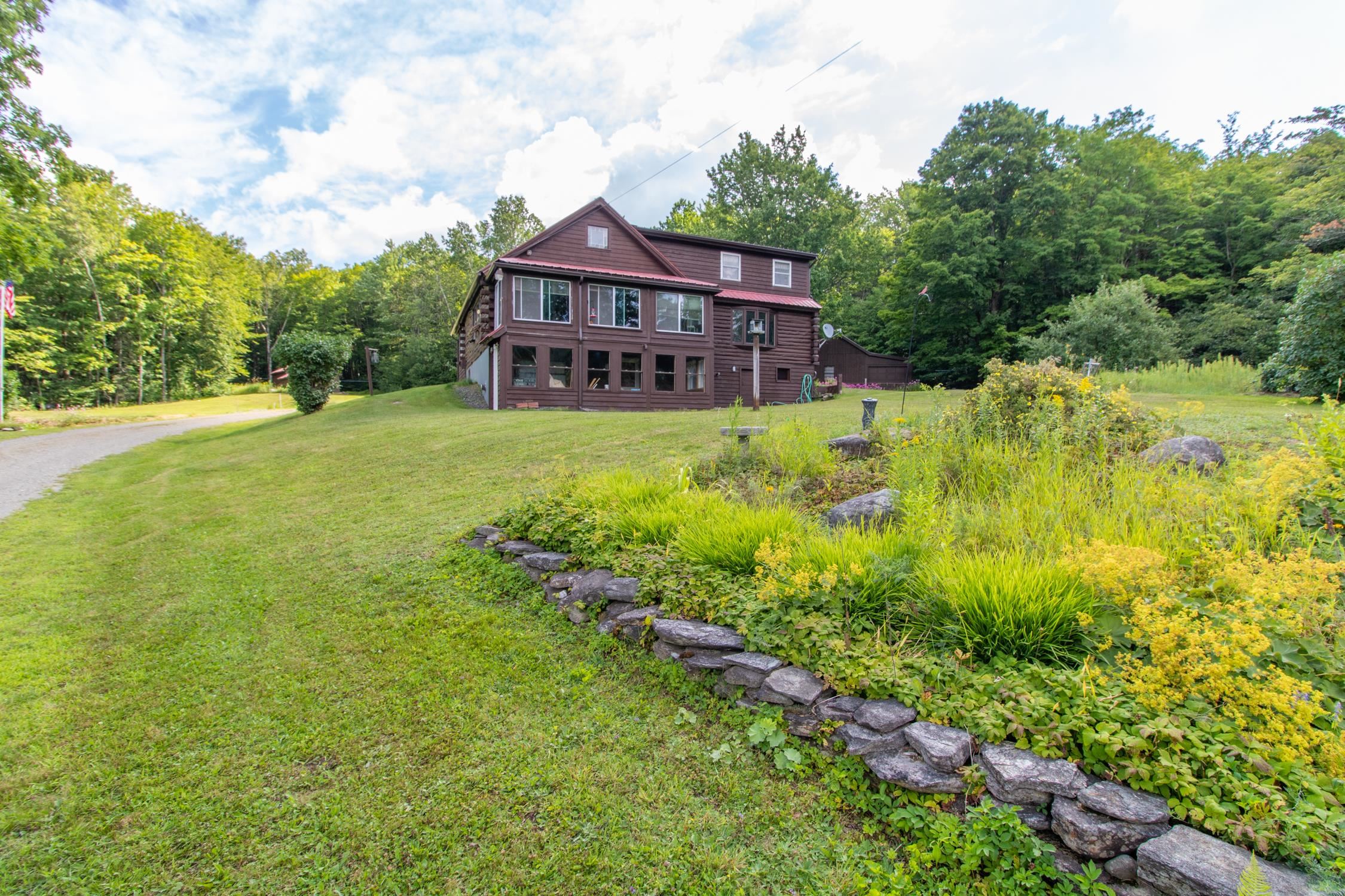 668 Green Hill Road Lowell, VT 05847 - Photo 4 of 40