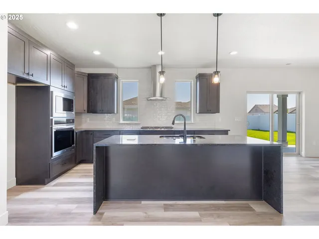 $649,850 | 615 Tatone Street, Boardman, OR 97818