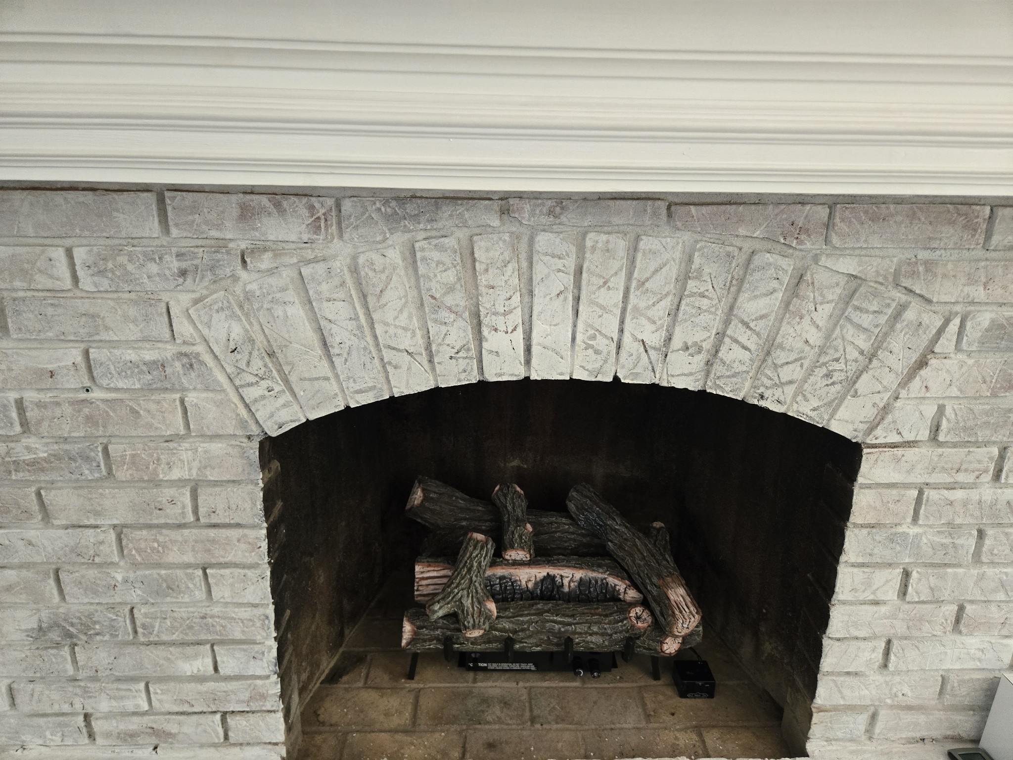 7 Bush Court Waverly, TN 37185 - Photo 22 of 48 a black and white photo of a fireplace