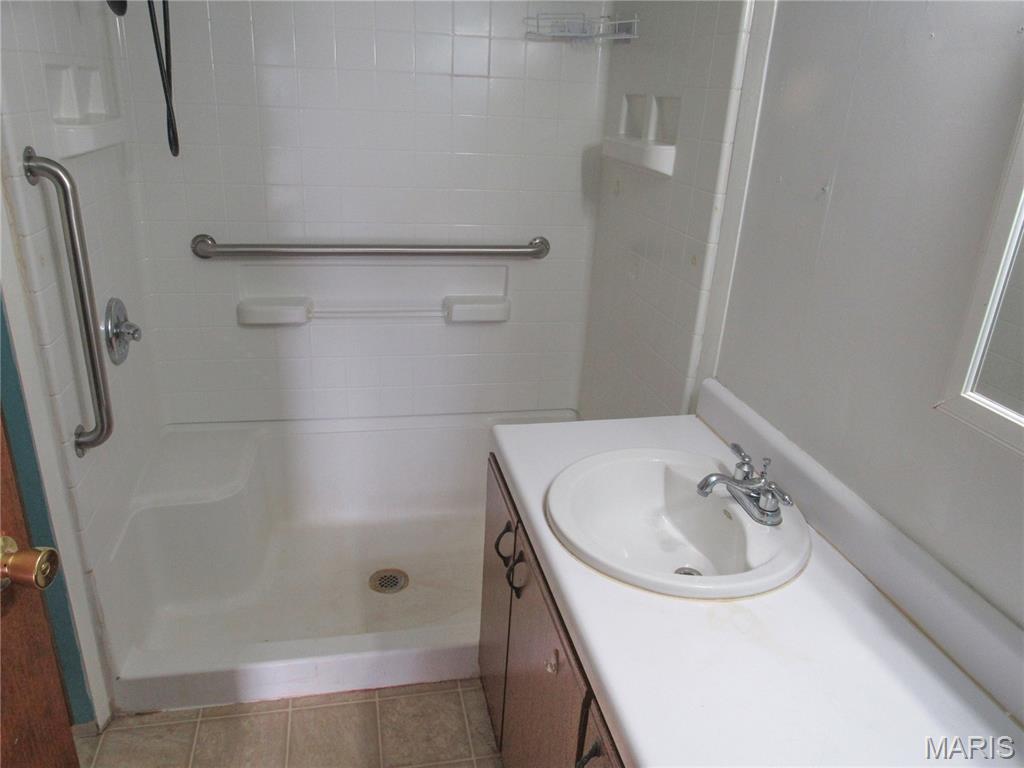 209 West 2nd S Street Mount Olive, IL 62069 - Photo 10 of 14