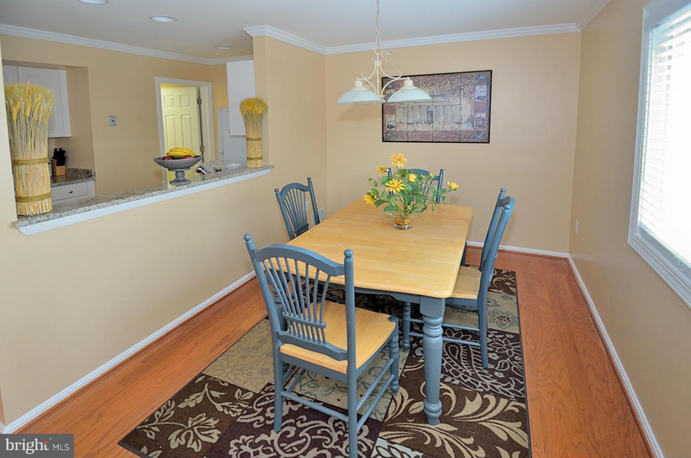 226 North Cottage Road Sterling, VA 20164 - Photo 6 of 20 Dining Room