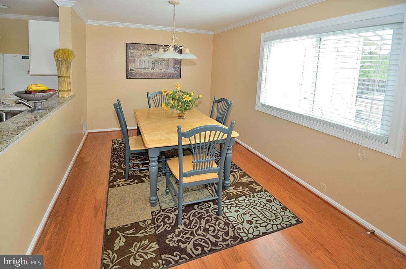 226 North Cottage Road Sterling, VA 20164 - Photo 7 of 20 Dining Room