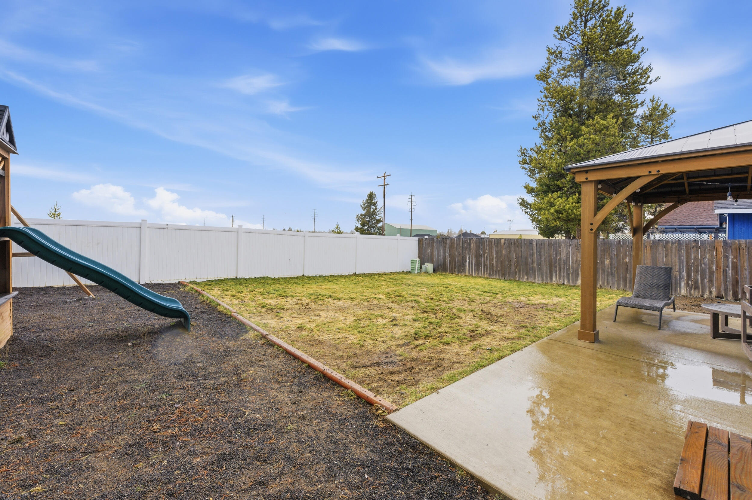 51281 Riley Lane La Pine, OR 97739 - Photo 25 of 36