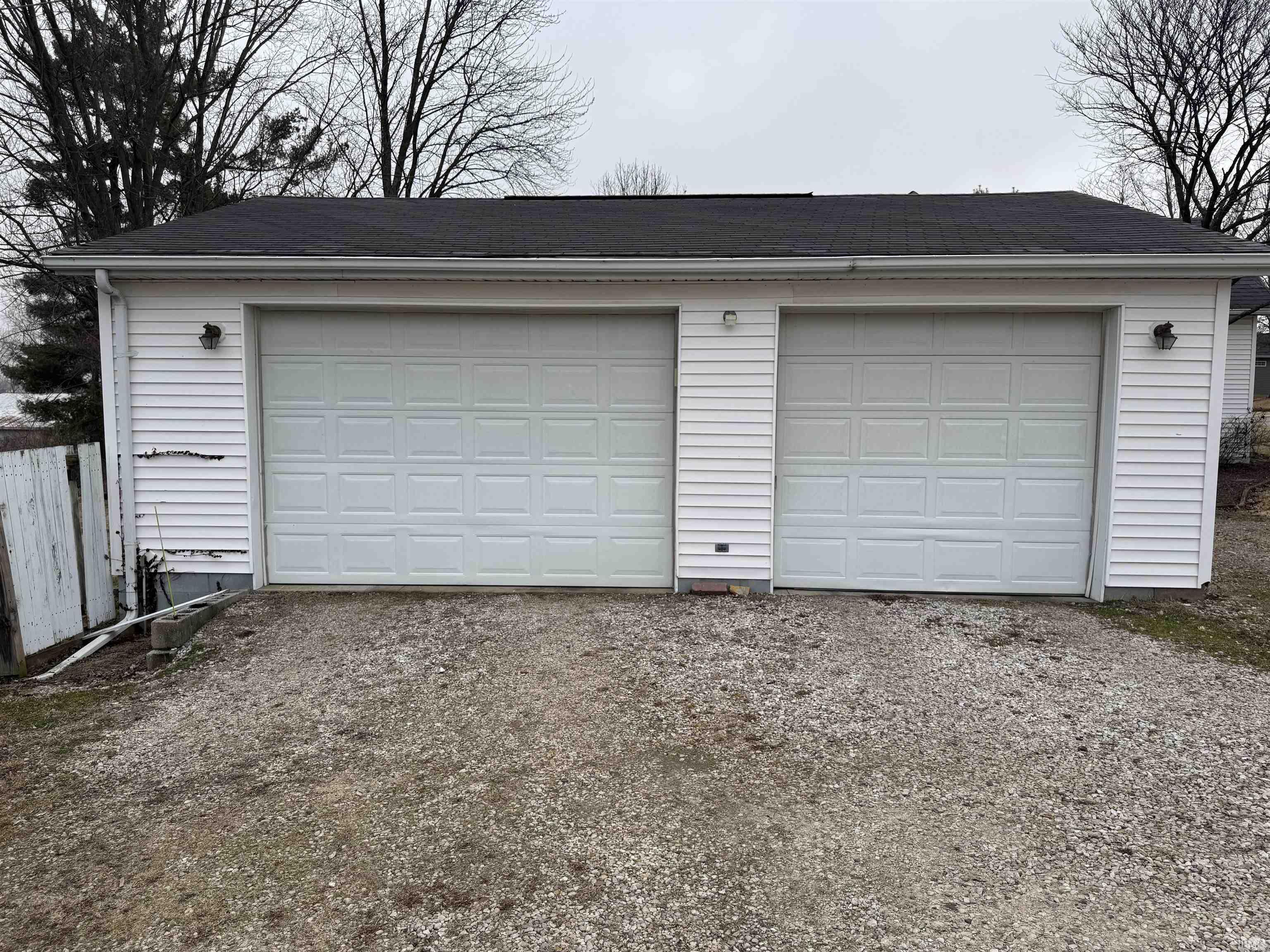 715 Southwest 1st Street Washington, IN 47501 - Photo 7 of 26