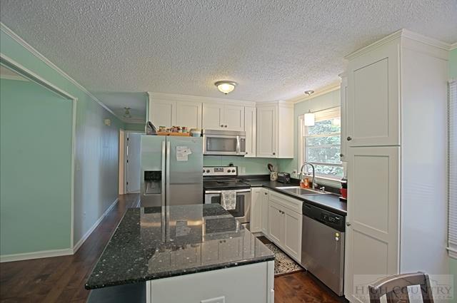 844 Dogwood Road Boone, NC 28607 - Photo 19 of 23 Gallery Image 19