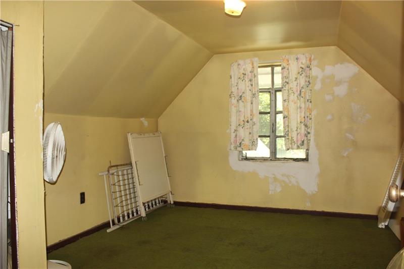 67 McMichael Road Carnegie, PA 15106 - Photo 10 of 17 Bedroom 3