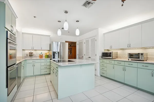 $5,000 | 4112 West Palm Aire Drive, Unit 124A, Pompano Beach, FL 33069