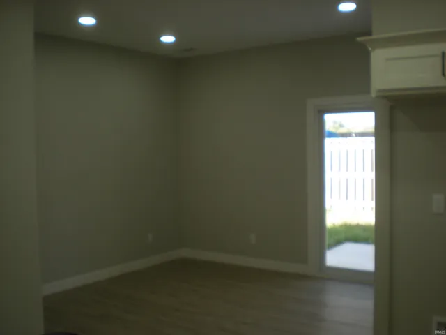 $2,350 | 5960 North Clinton Street, Fort Wayne, IN 46825