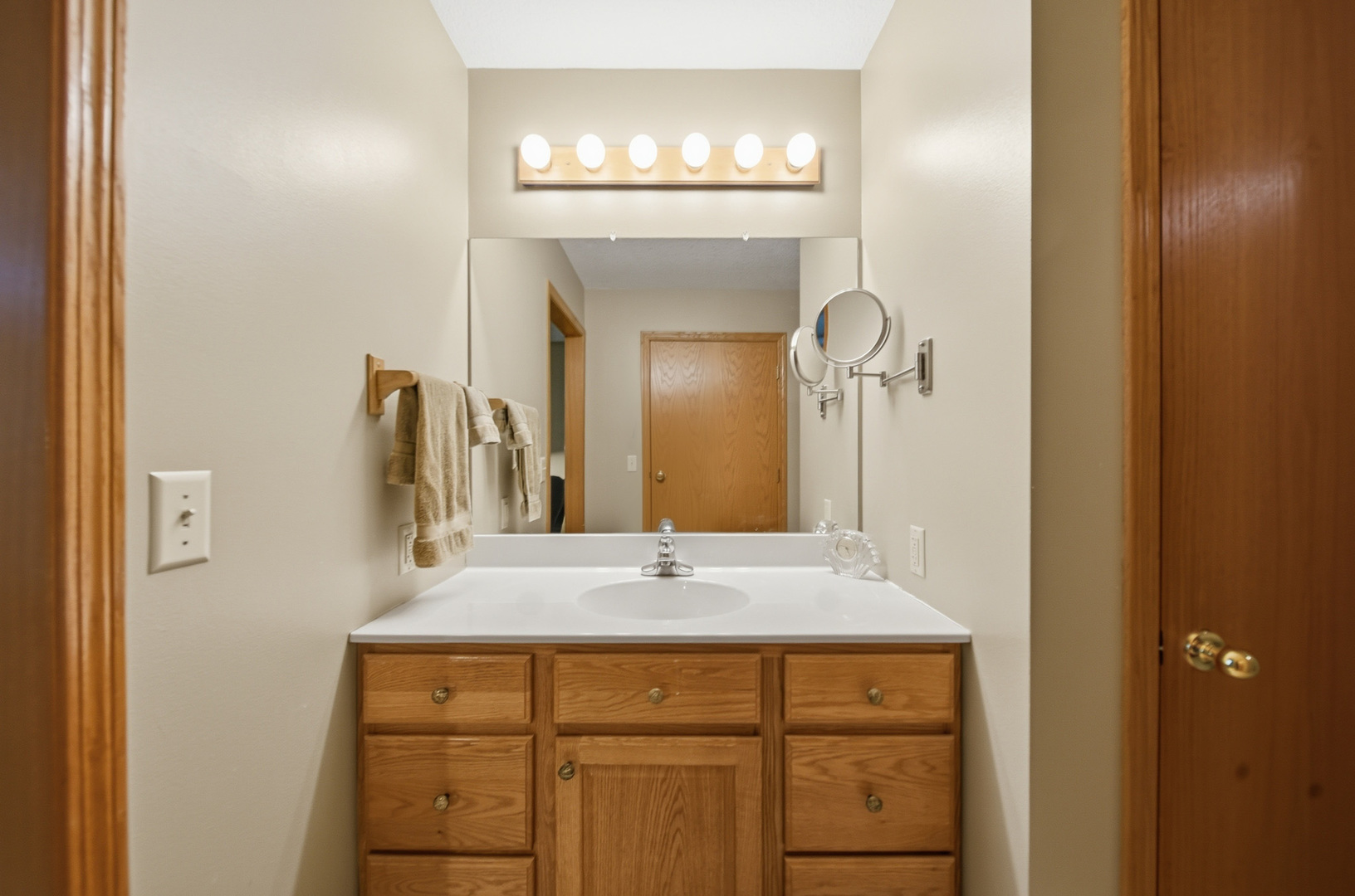 311 North Jackson Street, Unit B Morrison, IL 61270 - Photo 30 of 41