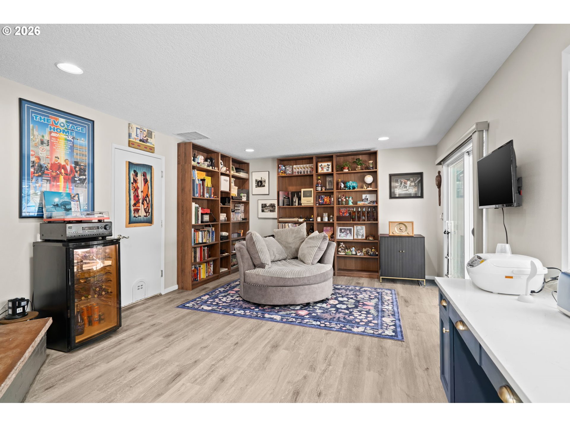 18385 Southwest Division Street Beaverton, OR 97078 - Photo 10 of 22