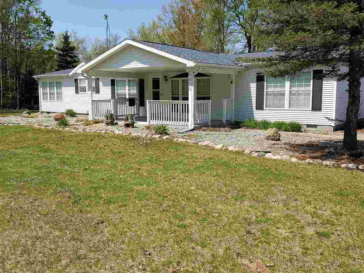 6620 Ridgeway Trail Lake, MI 48632 - Photo 2 of 53 1846901-1.JPG