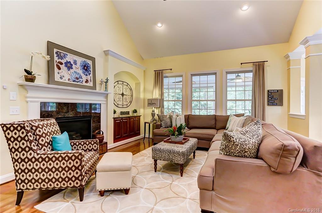 4856 Milford Way Fort Mill, SC 29708 - Photo 7 of 36 Gallery Image 7