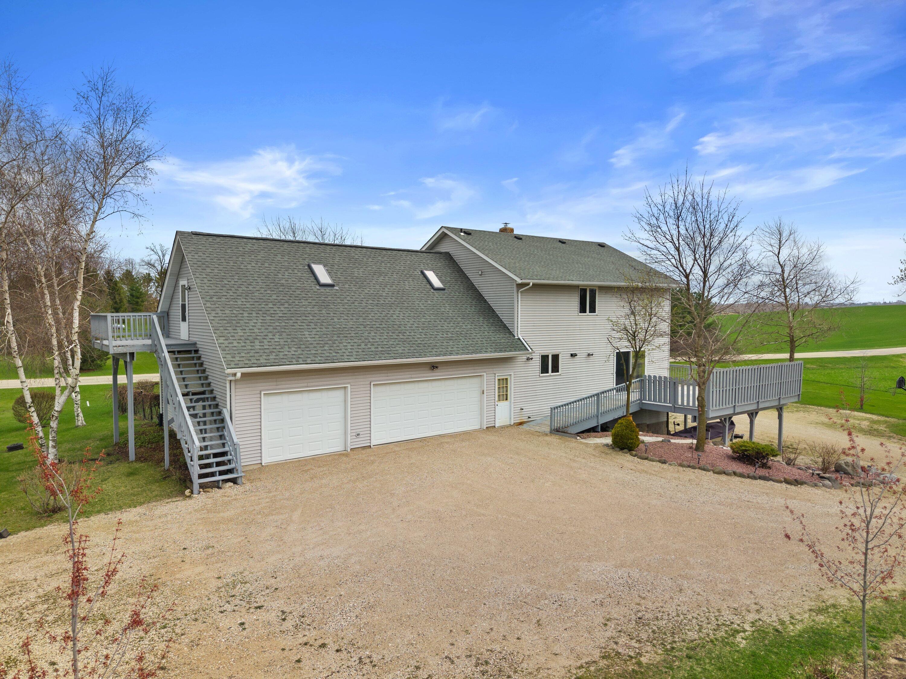 7293 Aurora Road Addison, WI 53090 - Photo 10 of 95 4 car extra deep garage