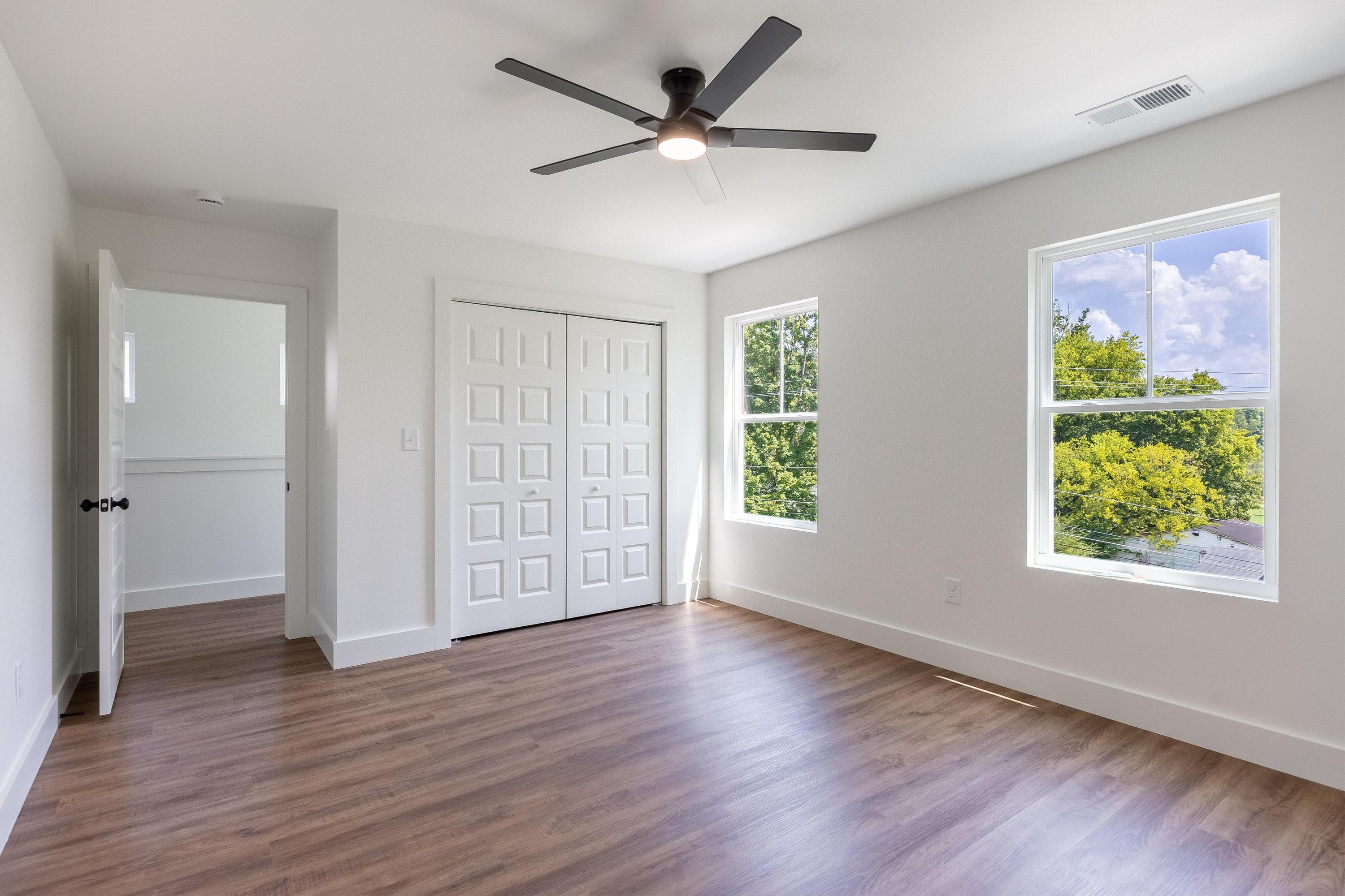 329 Isbill Road Chattanooga, TN 37419 - Photo 34 of 41 2026_08_August_329_Isbill_Rd_0036