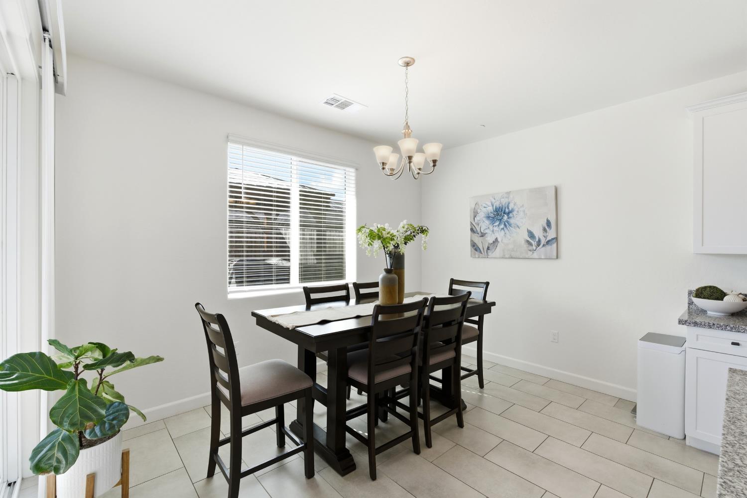 247 Rebel Street Reedley, CA 93654 - Photo 16 of 45