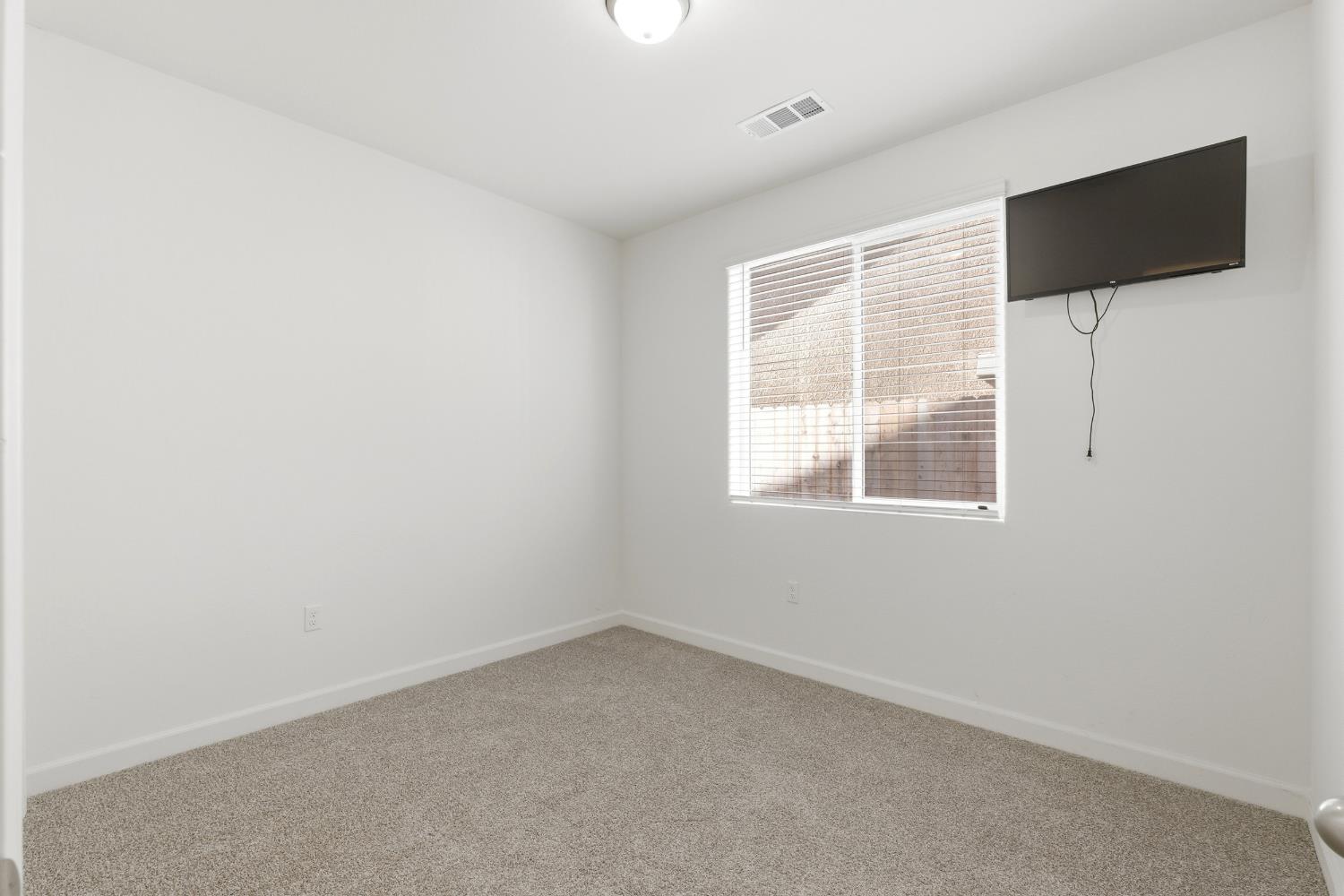 247 Rebel Street Reedley, CA 93654 - Photo 22 of 45