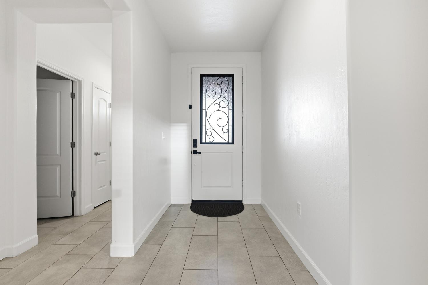 247 Rebel Street Reedley, CA 93654 - Photo 3 of 45