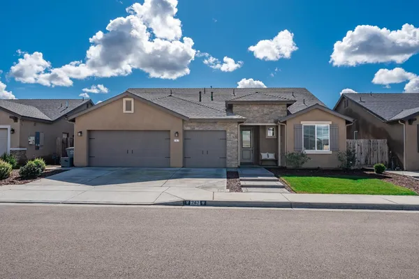 $515,000 | 247 Rebel Street, Reedley, CA 93654