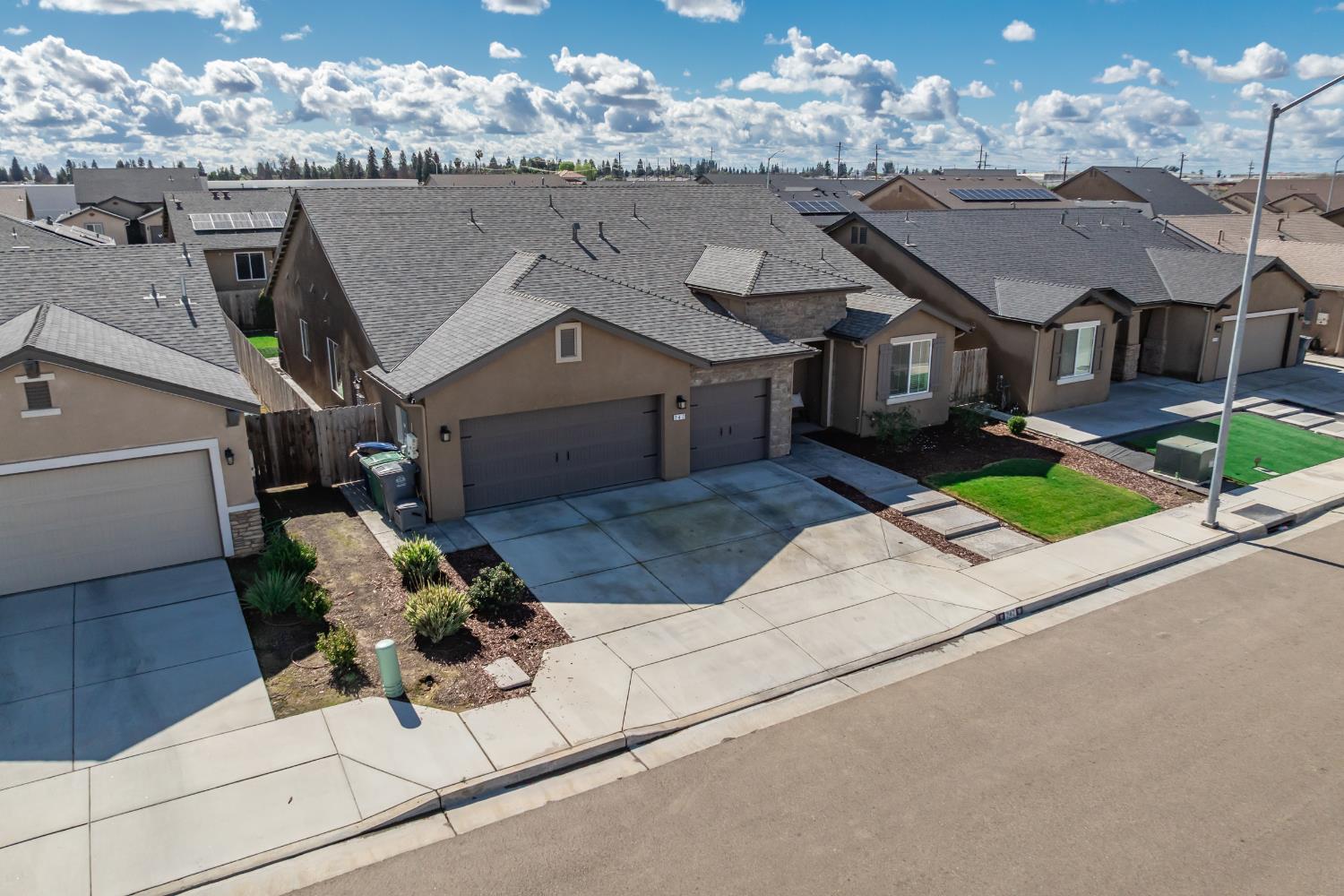 247 Rebel Street Reedley, CA 93654 - Photo 38 of 45