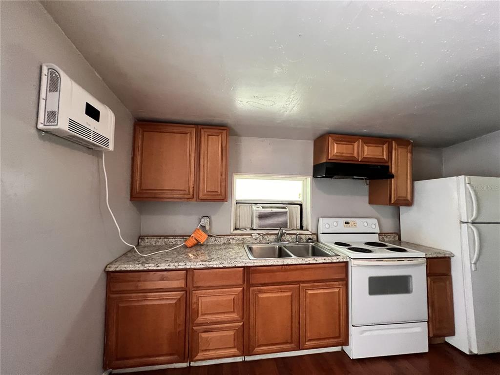 420 Rock Pit Road Titusville, FL 32796 - Photo 10 of 14