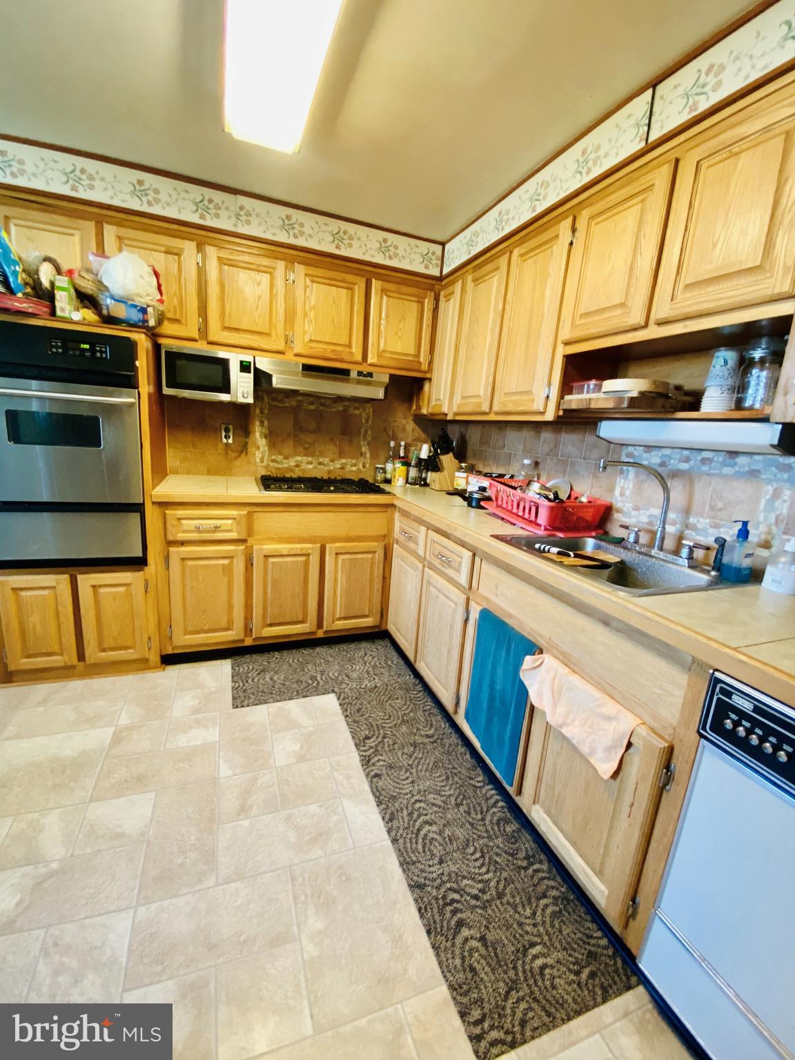 9755 Glenhope Road Philadelphia, PA 19115 - Photo 17 of 88 Gallery Image 17