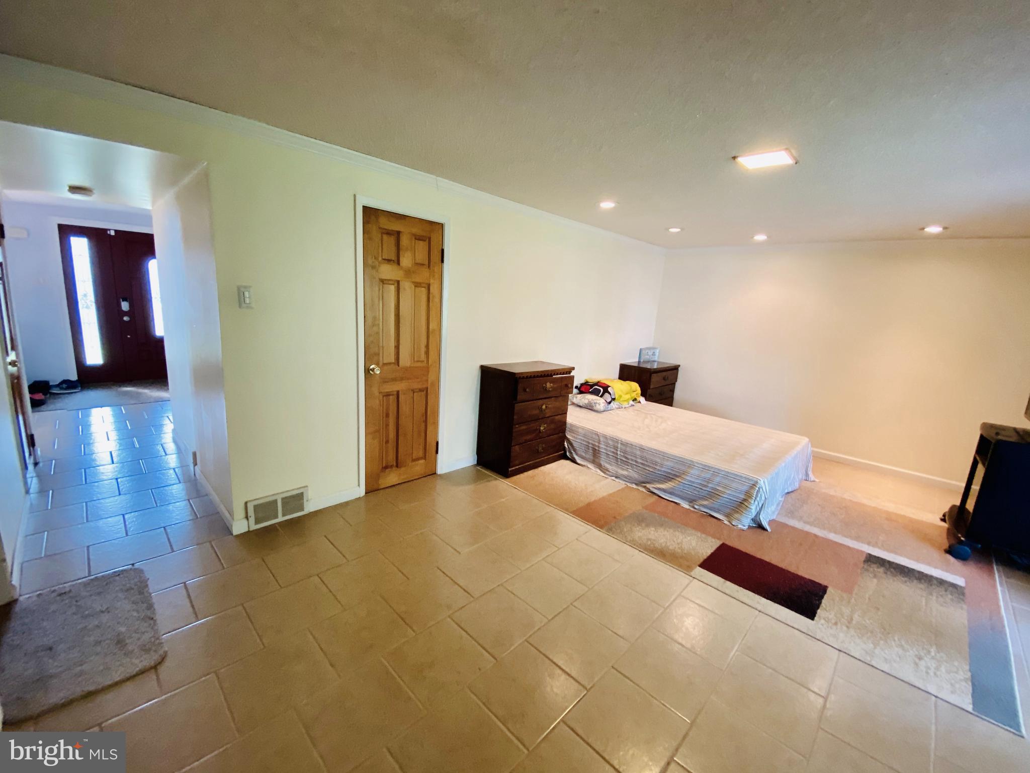 9755 Glenhope Road Philadelphia, PA 19115 - Photo 29 of 88 Gallery Image 29