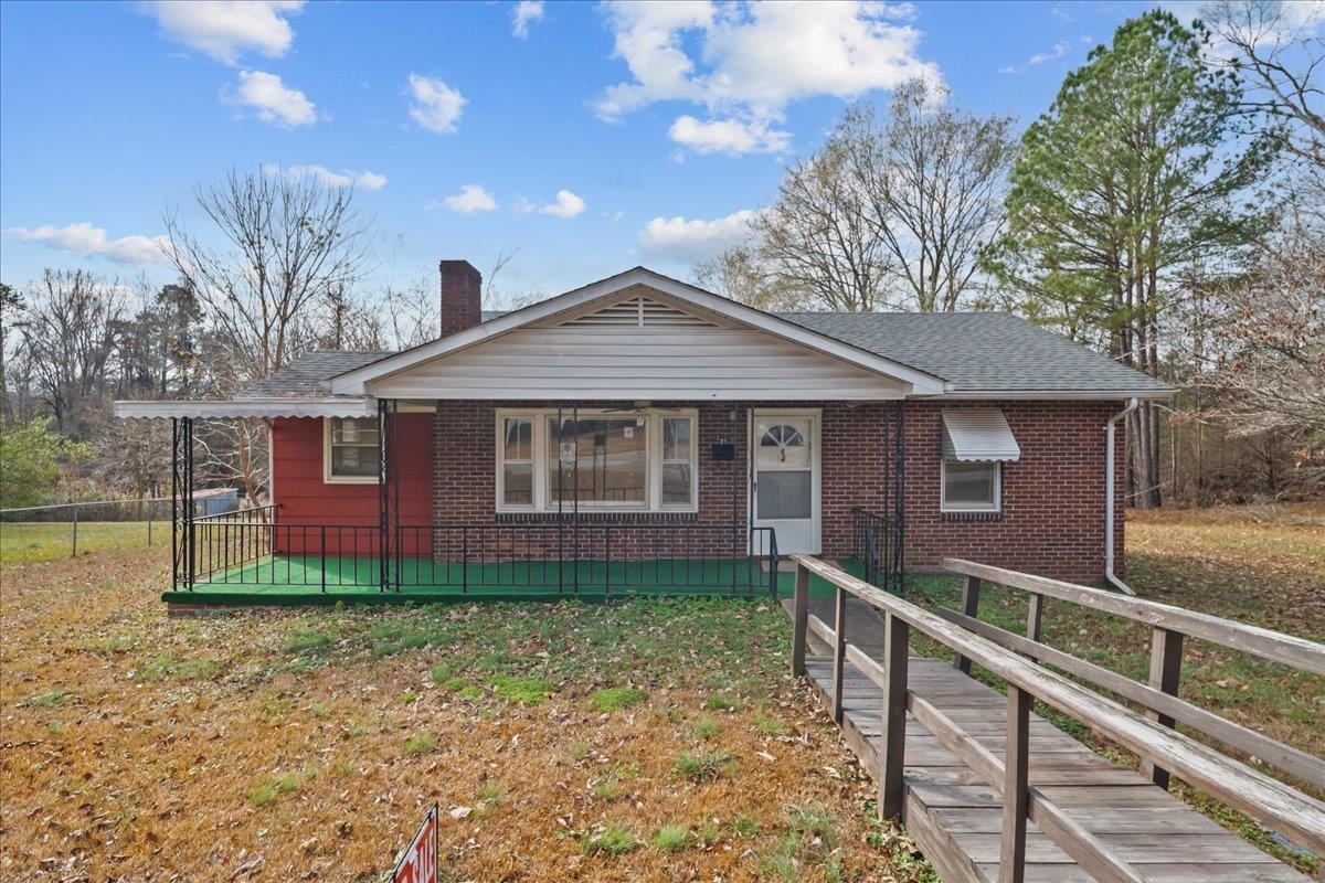 105 Barron Street Union, SC 29379 - Photo 1 of 27