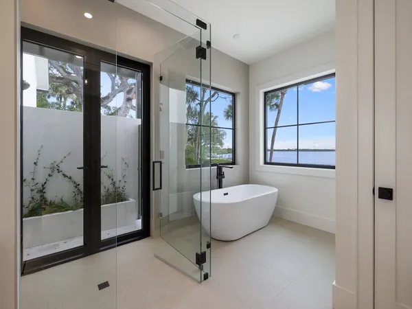 $3,750,000 | 8680 Shore Lane, Vero Beach, FL 32967