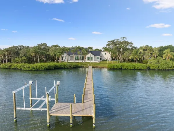 $3,750,000 | 8680 Shore Lane, Vero Beach, FL 32967