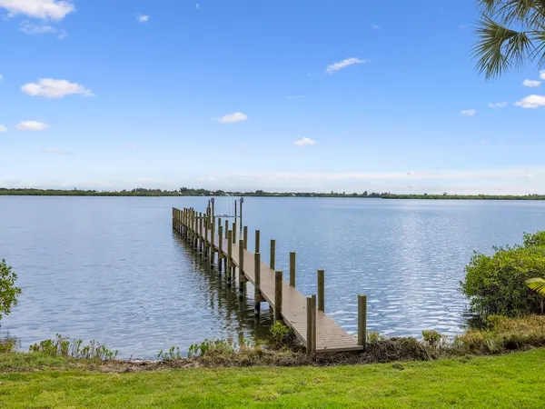 $3,750,000 | 8680 Shore Lane, Vero Beach, FL 32967