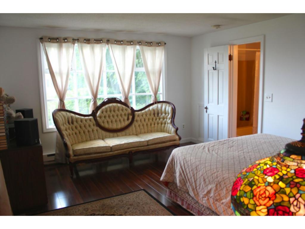 33-7 Endicott Street, Unit 3 Wolfeboro, NH 03894 - Photo 16 of 30