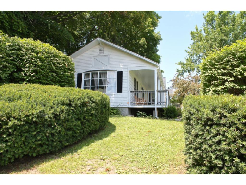 33-7 Endicott Street, Unit 3 Wolfeboro, NH 03894 - Photo 24 of 30