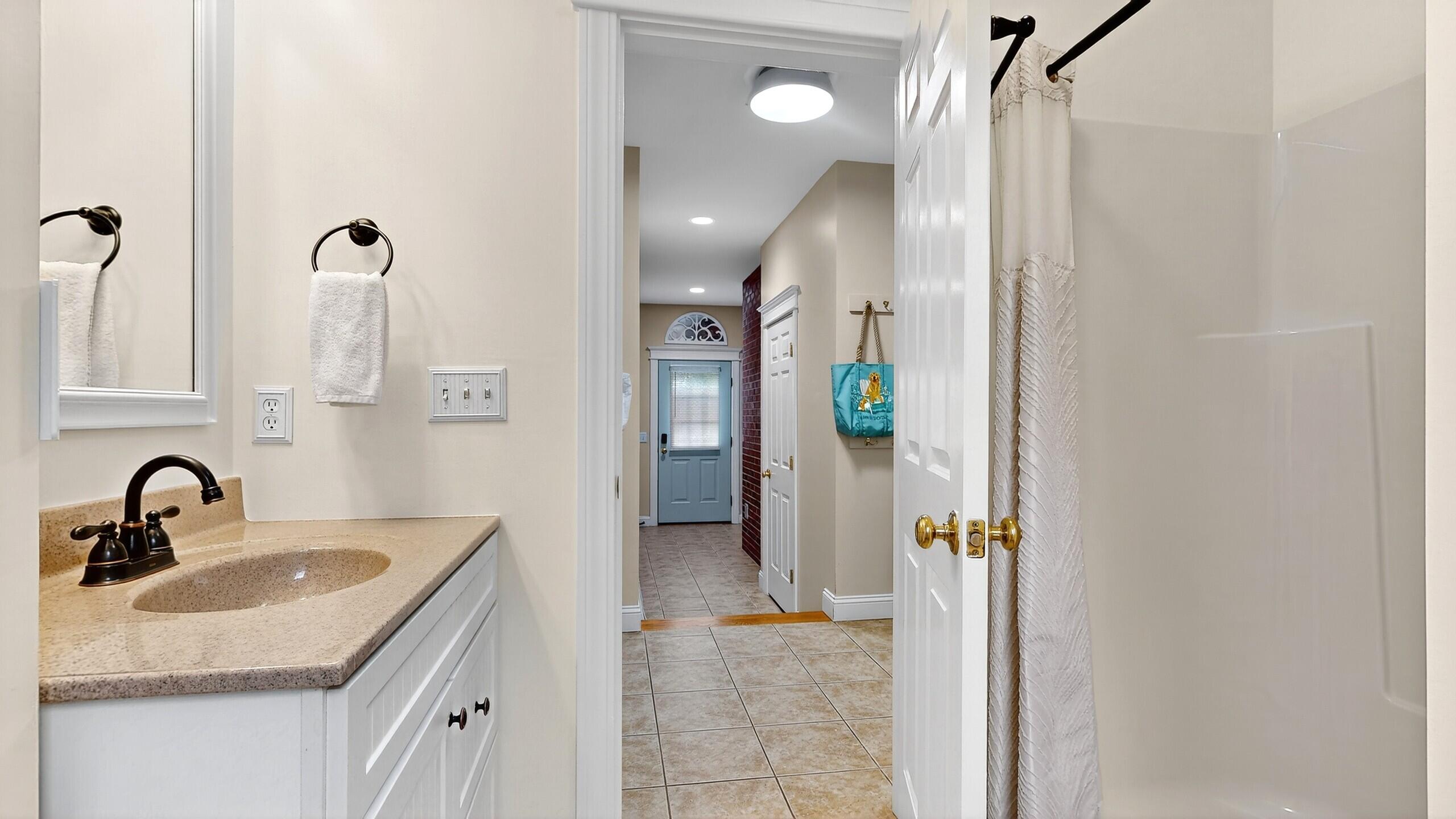 11 Fowler Farm Road Scarborough, ME 04074 - Photo 34 of 97 view to mudroom