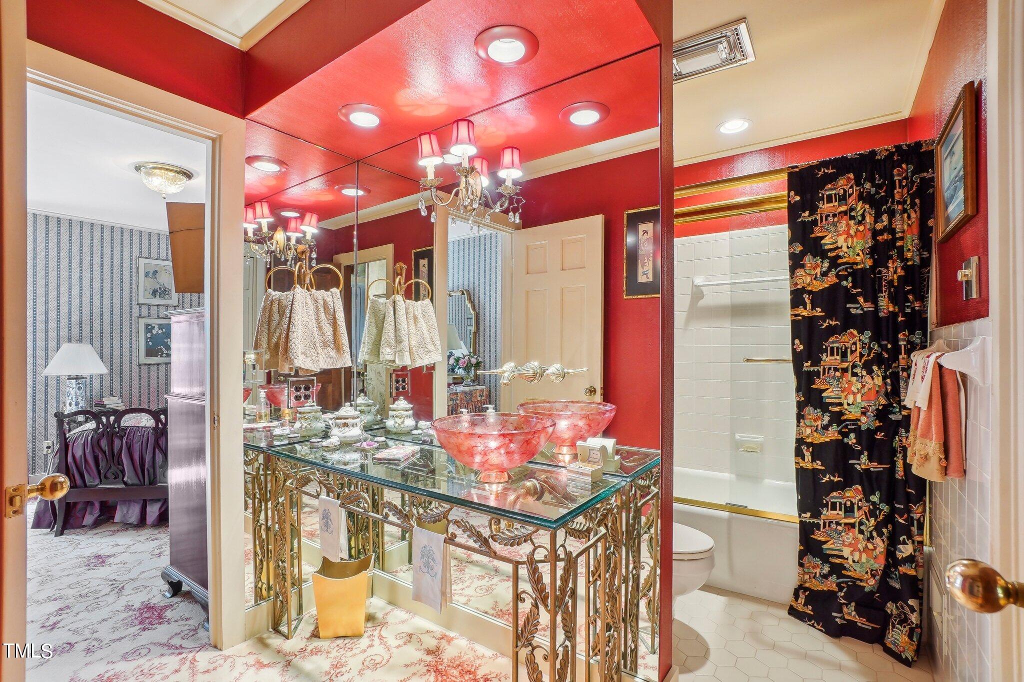 10305 Old Creedmoor Road Raleigh, NC 27613 - Photo 45 of 63 a view of dinning table and chairs in patio