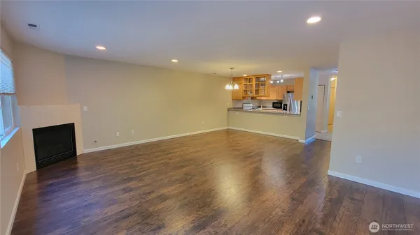 $2,900 | 5632 137th Place Southeast, Everett, WA 98208