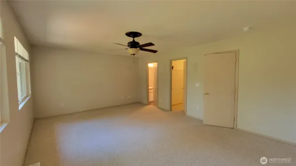 $2,900 | 5632 137th Place Southeast, Everett, WA 98208