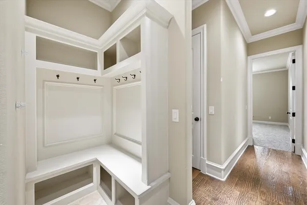 a view of walk in closet