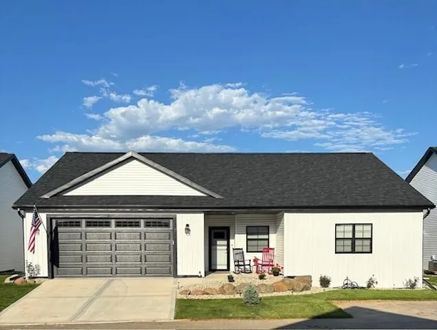 $399,900 | 204 Bonnie Lane, Belleville, WI 53508