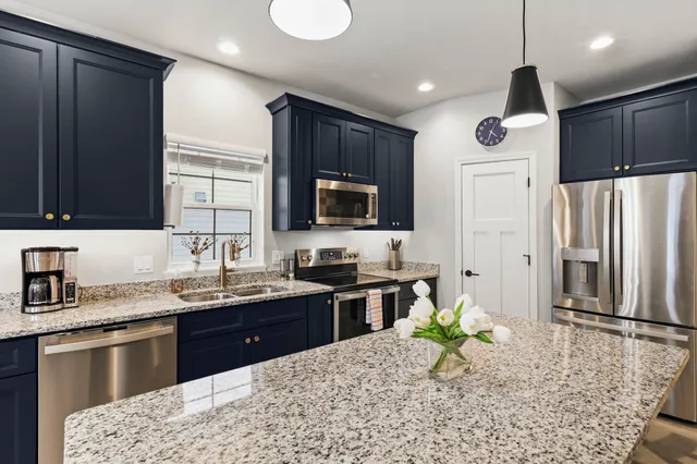 $399,900 | 204 Bonnie Lane, Belleville, WI 53508