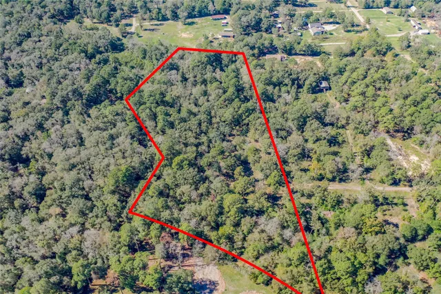 a view of a multi story building