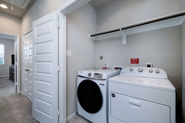 $2,300 | 10002 Waving Grain Lane, Houston, TX 77080