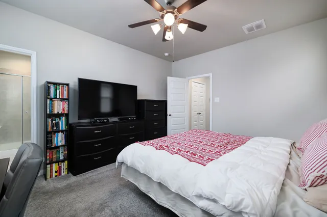 $2,300 | 10002 Waving Grain Lane, Houston, TX 77080