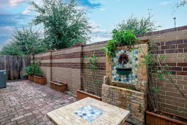 $2,300 | 10002 Waving Grain Lane, Houston, TX 77080