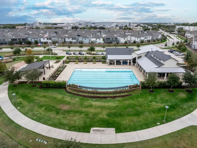 $2,300 | 10002 Waving Grain Lane, Houston, TX 77080